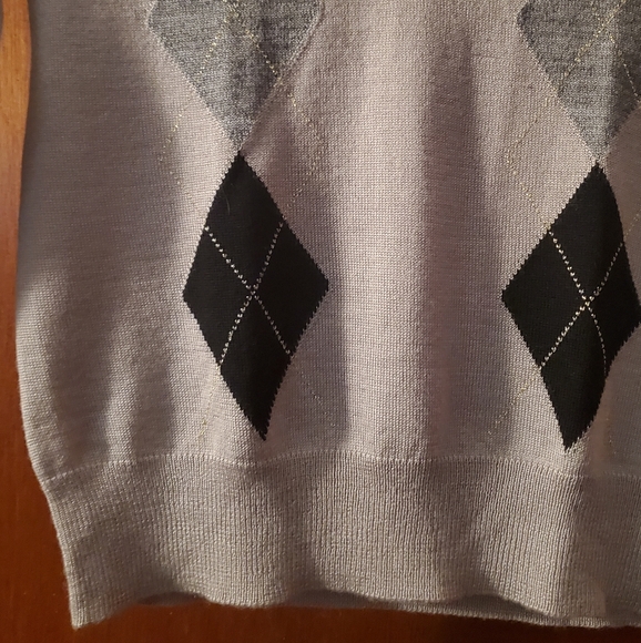 Comme Ca Ism argyle v-neck sweater - Picture 2 of 6
